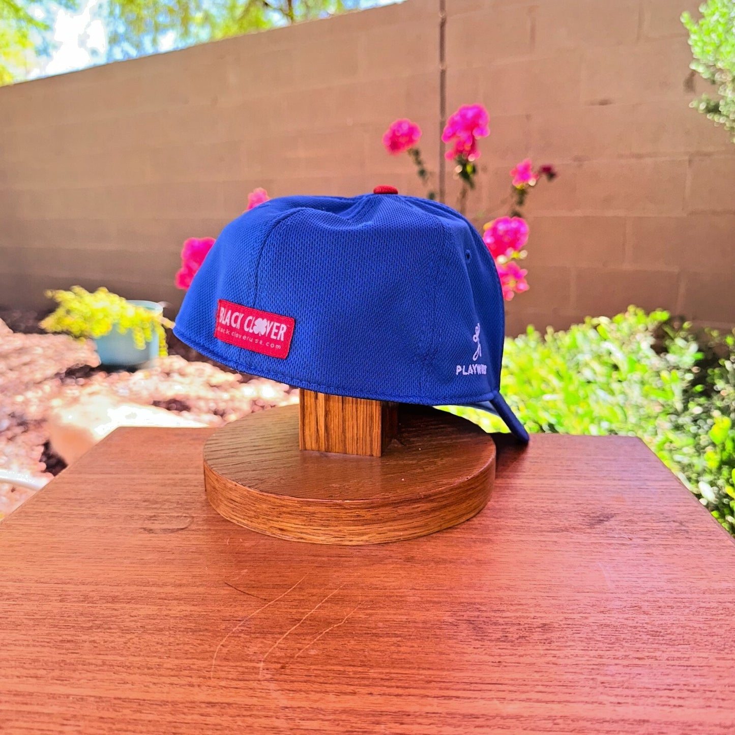 Black Clover Hat Blue Red Four Leaf Clover Live Lucky Flex Fit Cap L/XL