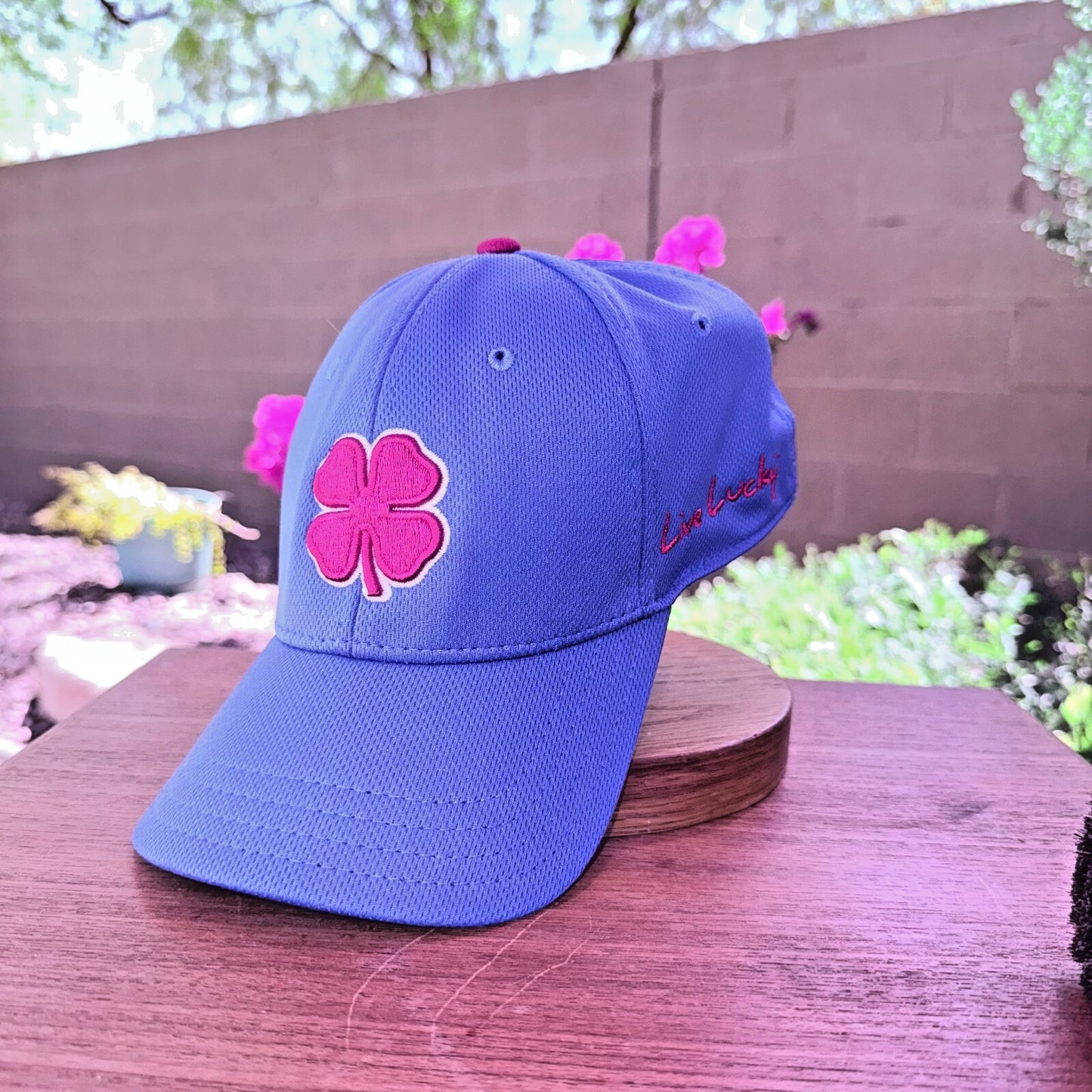 Black Clover Hat Blue Red Four Leaf Clover Live Lucky Flex Fit Cap L/XL