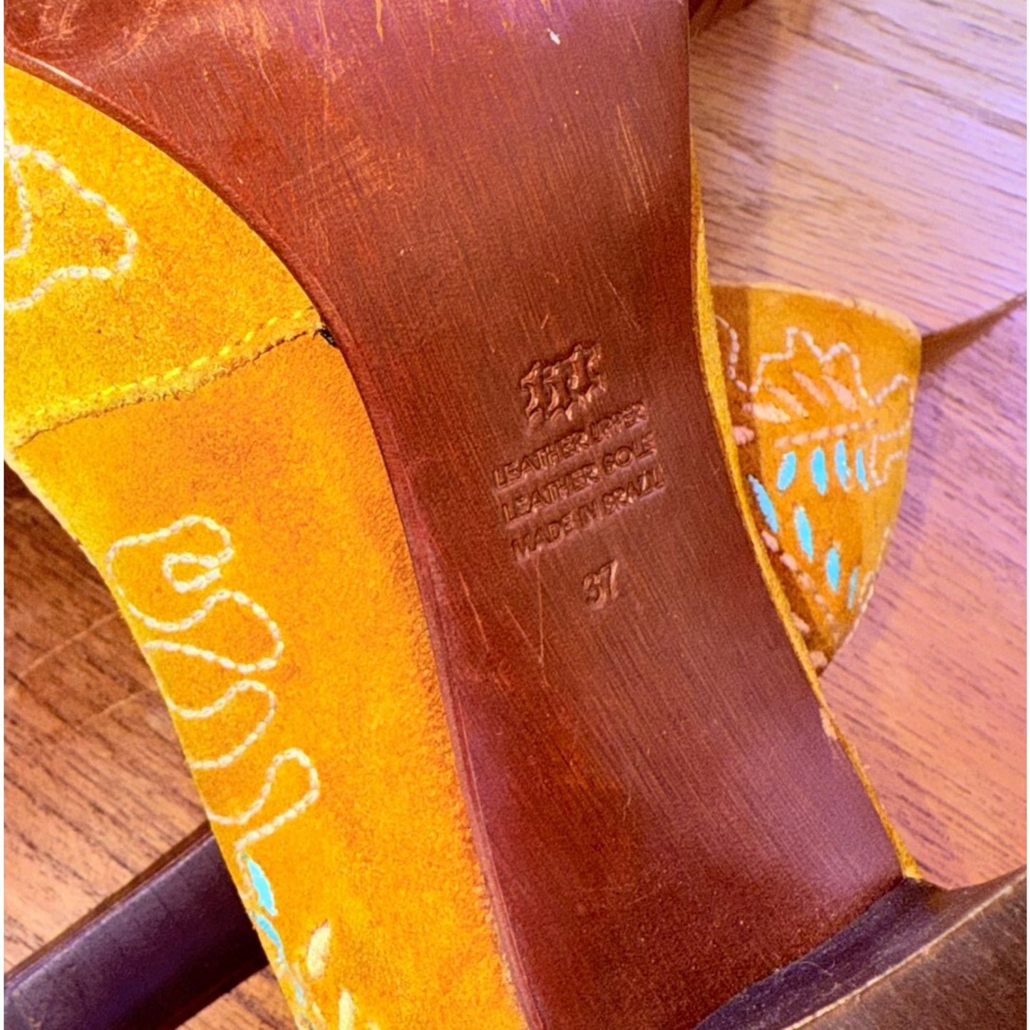 Aldo Womens Floral Embroidered Yellow Suede High Heel Pumps Size 37 (6.5)