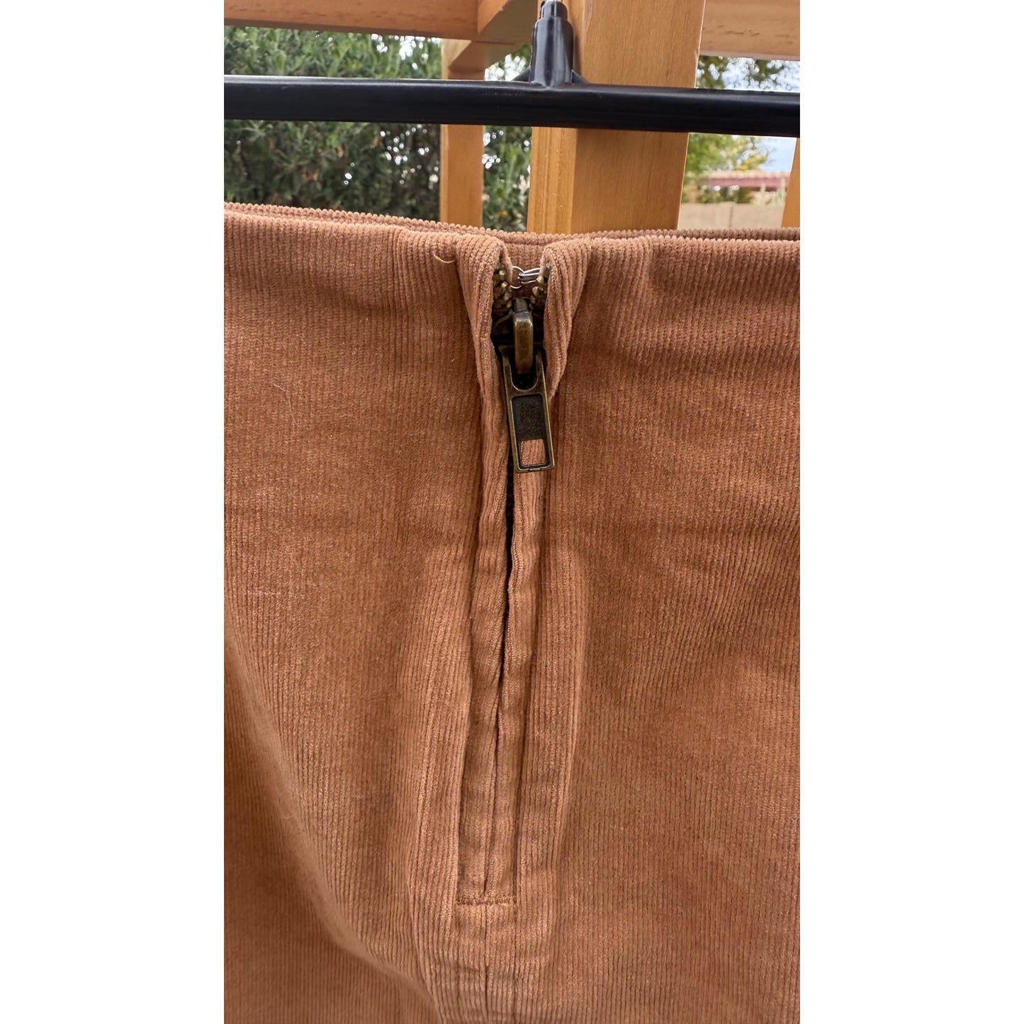 Sky and Sparrow Size 11 Cotton Blend Cordrouy mini Skirt