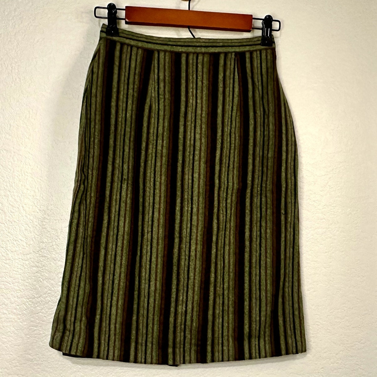 Vintage Women's Skirt Set Green Stripe