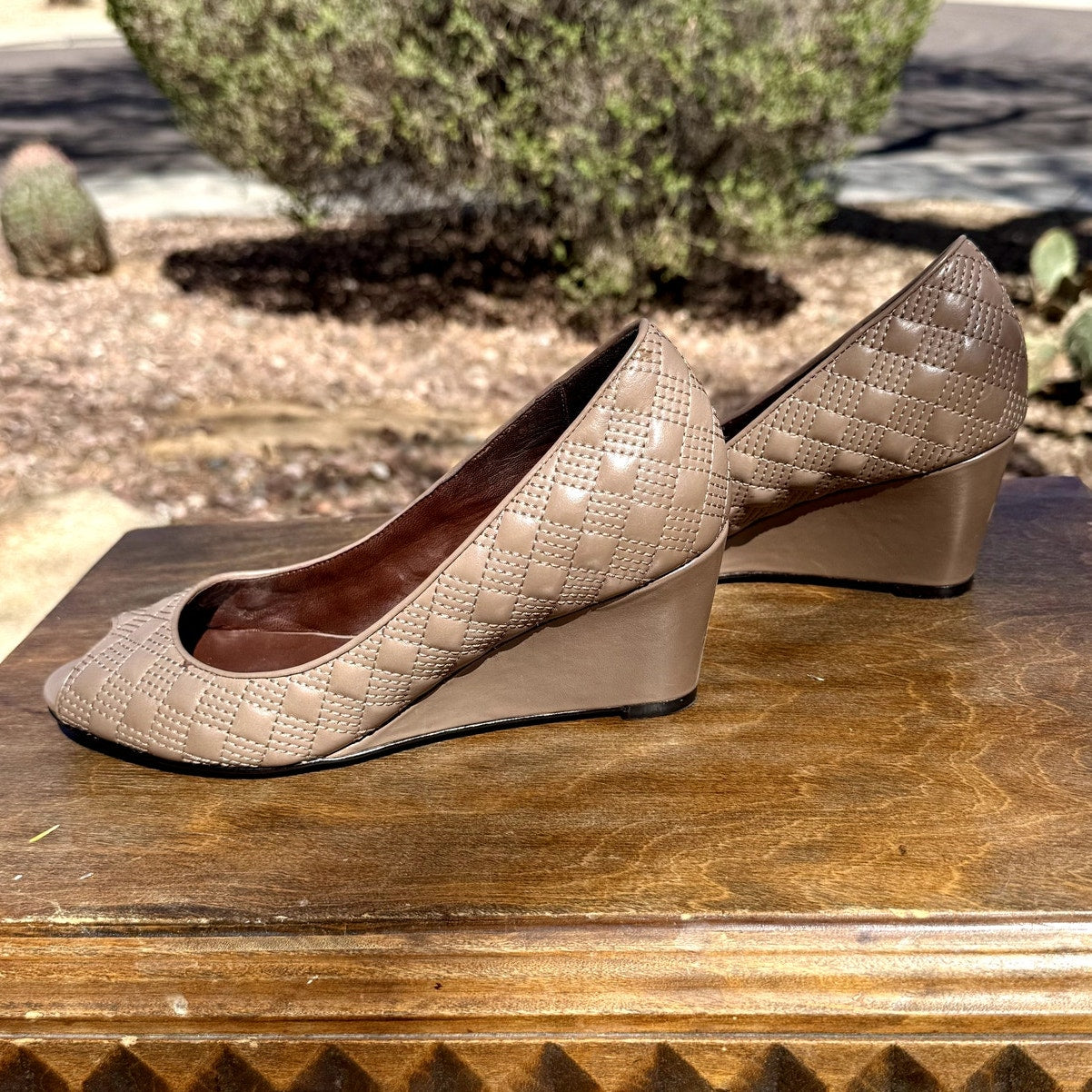 Cole Haan Tan Quilted Leather Peep Toe Wedges sz 7