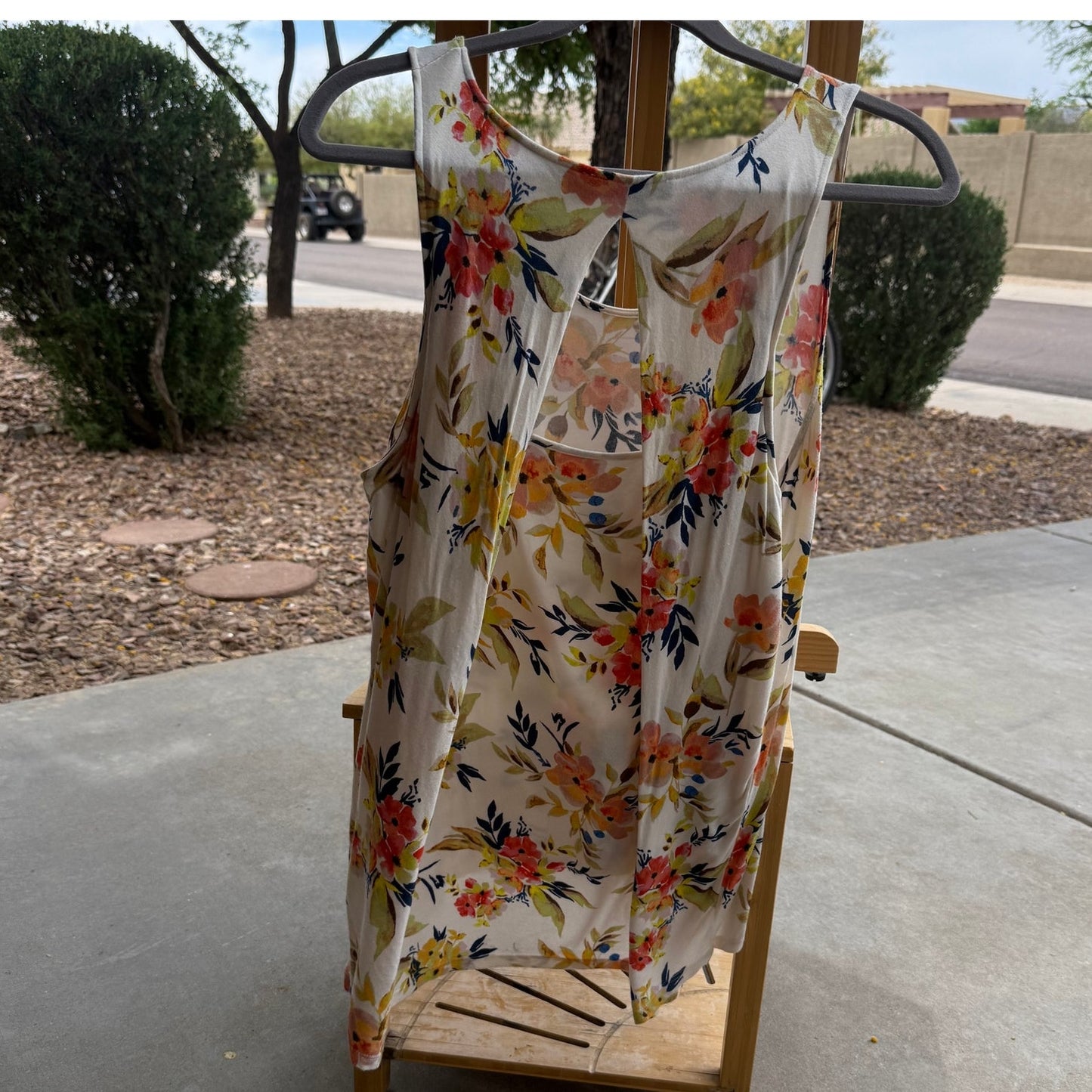 Rose and Olive Size L Floral High Low Cut Out  Tank Top