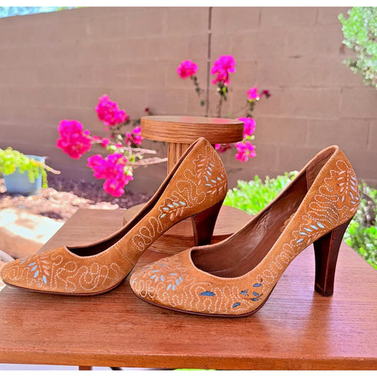 Aldo Womens Floral Embroidered Yellow Suede High Heel Pumps Size 37 (6.5)