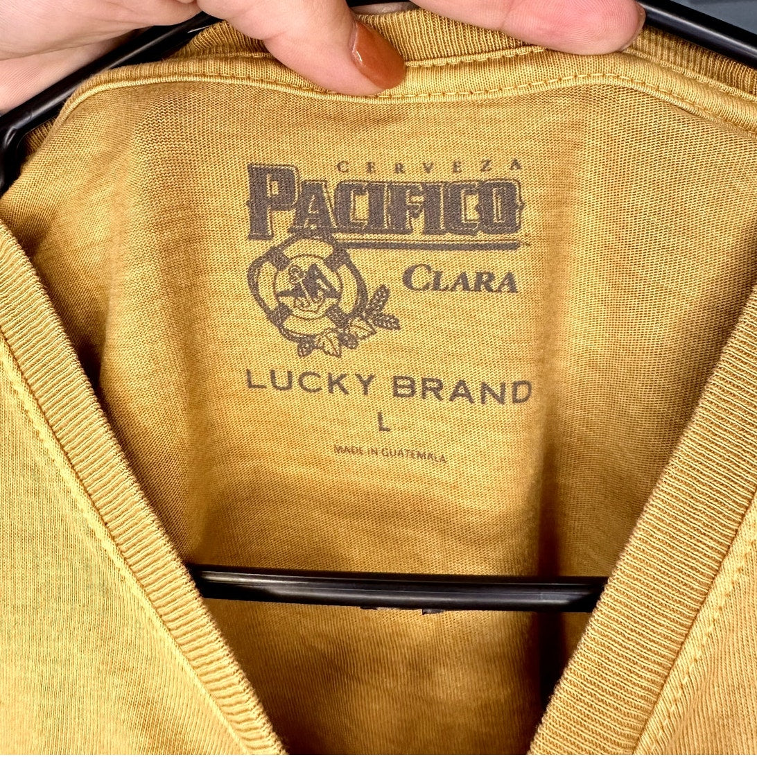 Lucky Brand Cerveza Pacifico Clara sz L