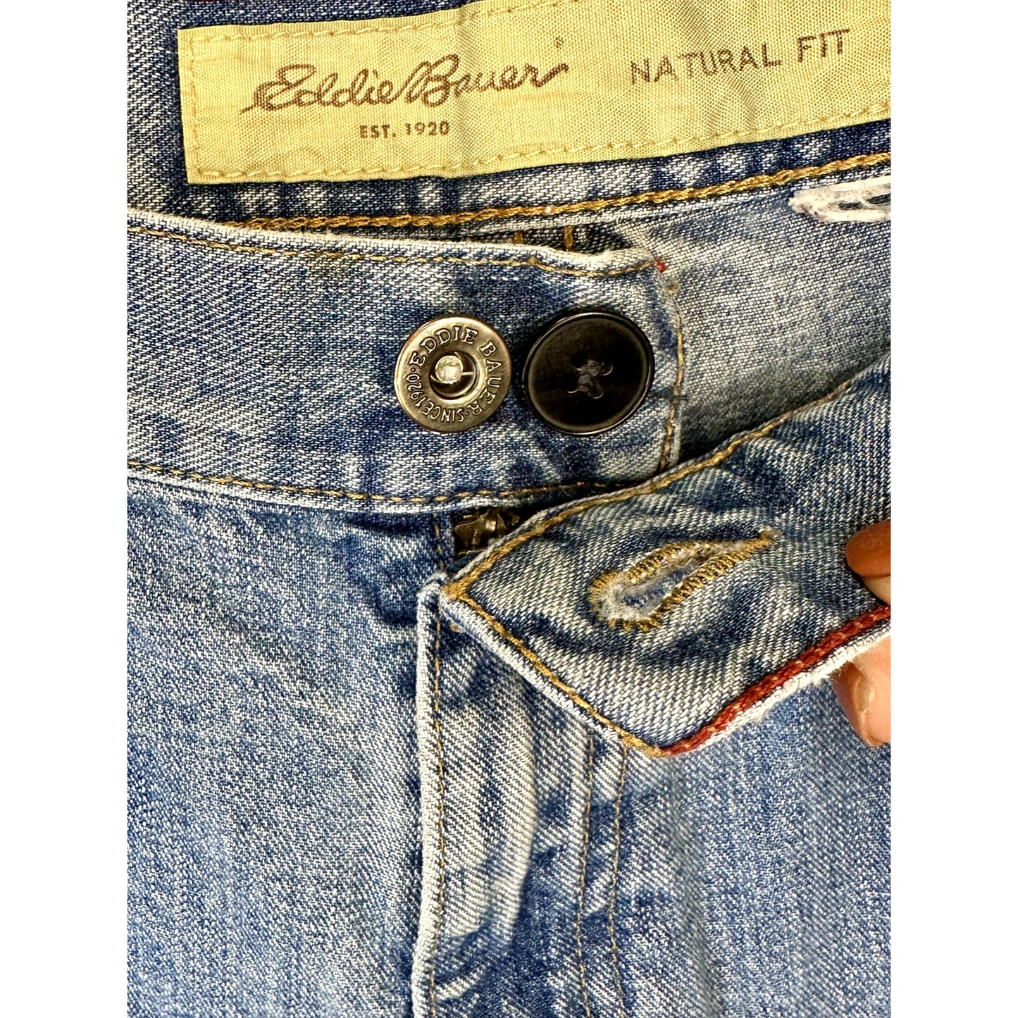 Eddie Bauer Womens Natural Fit Relaxed Jeans
