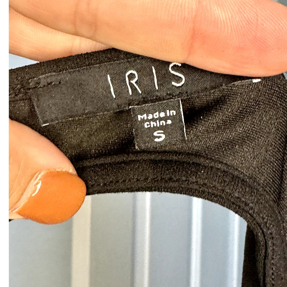 Iris mock neck criss cross crop top size small
