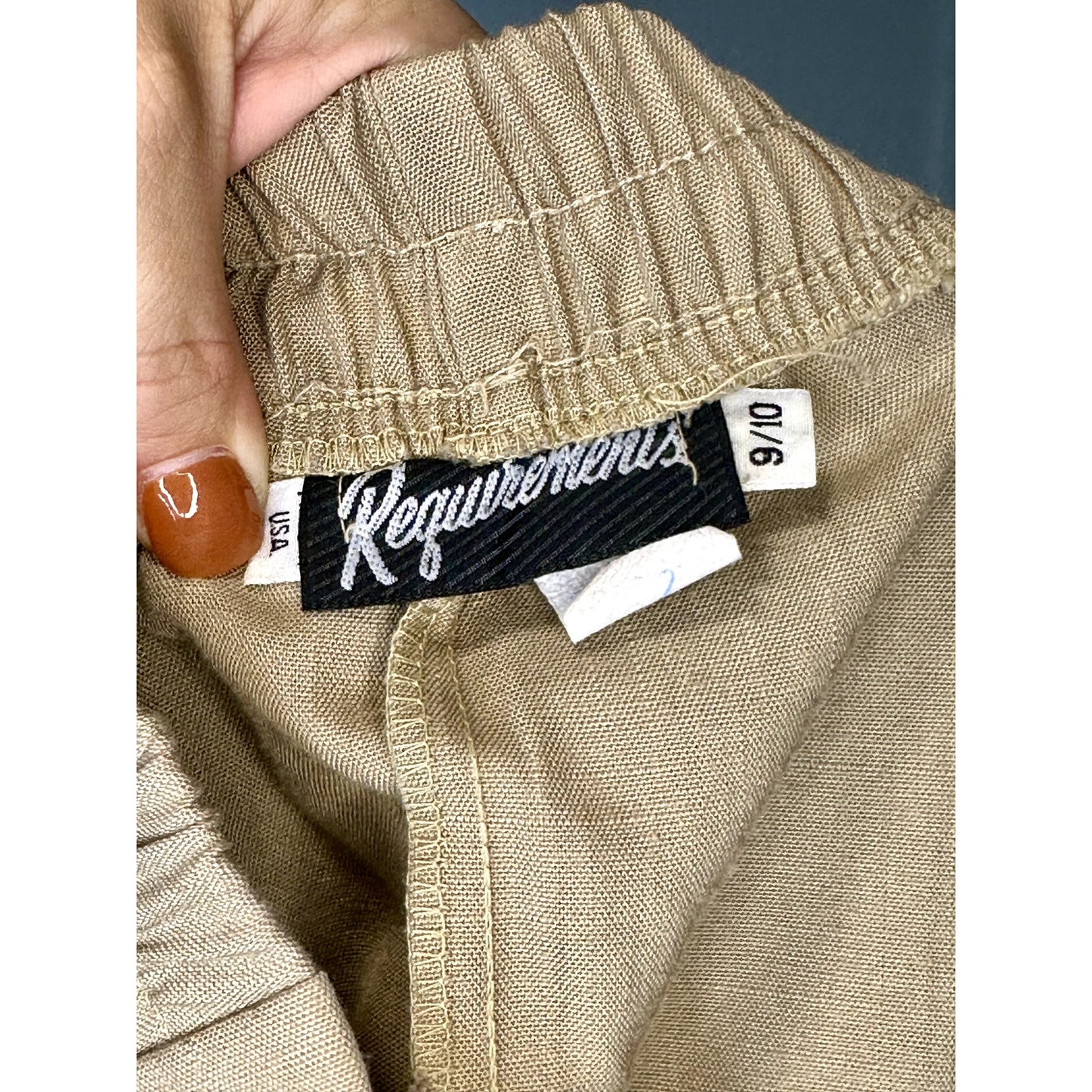 Requirements Vintage Tan Skirt sz 9/10