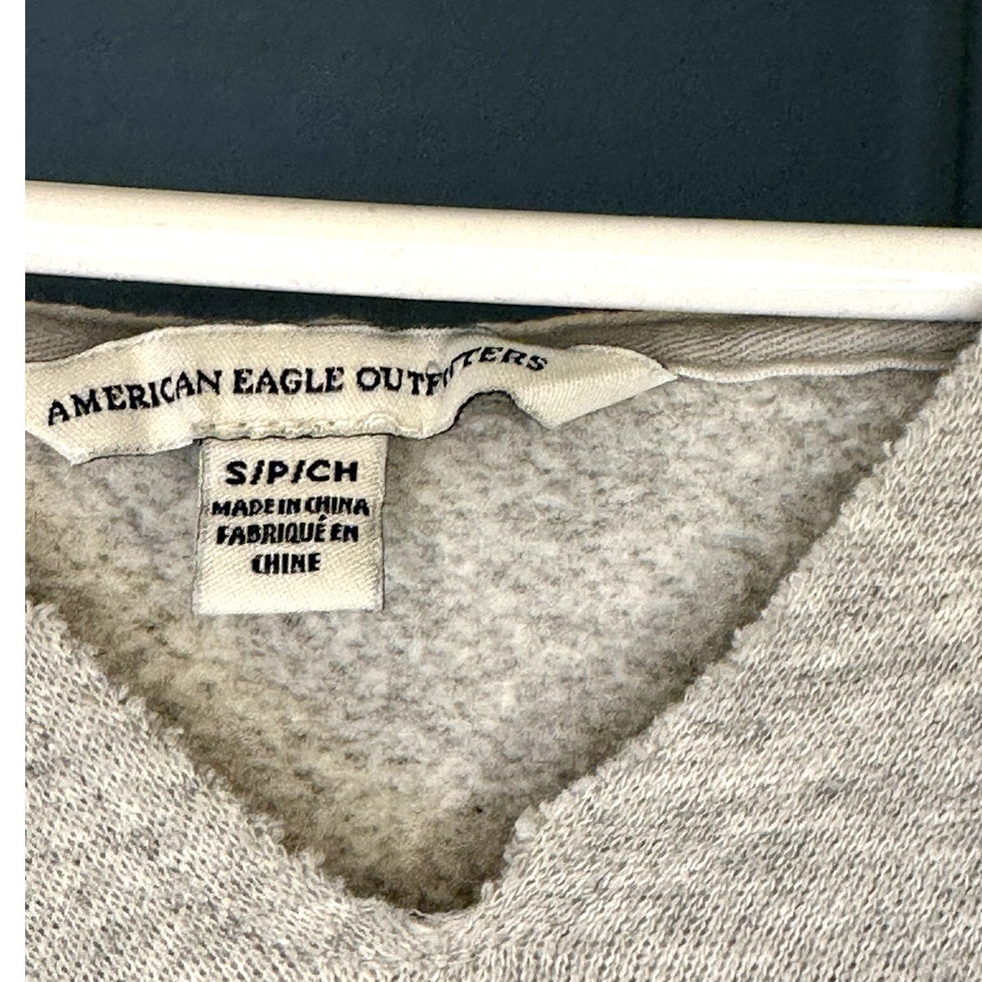 American Eagle Cropped Embroidered Hoodie sz sm