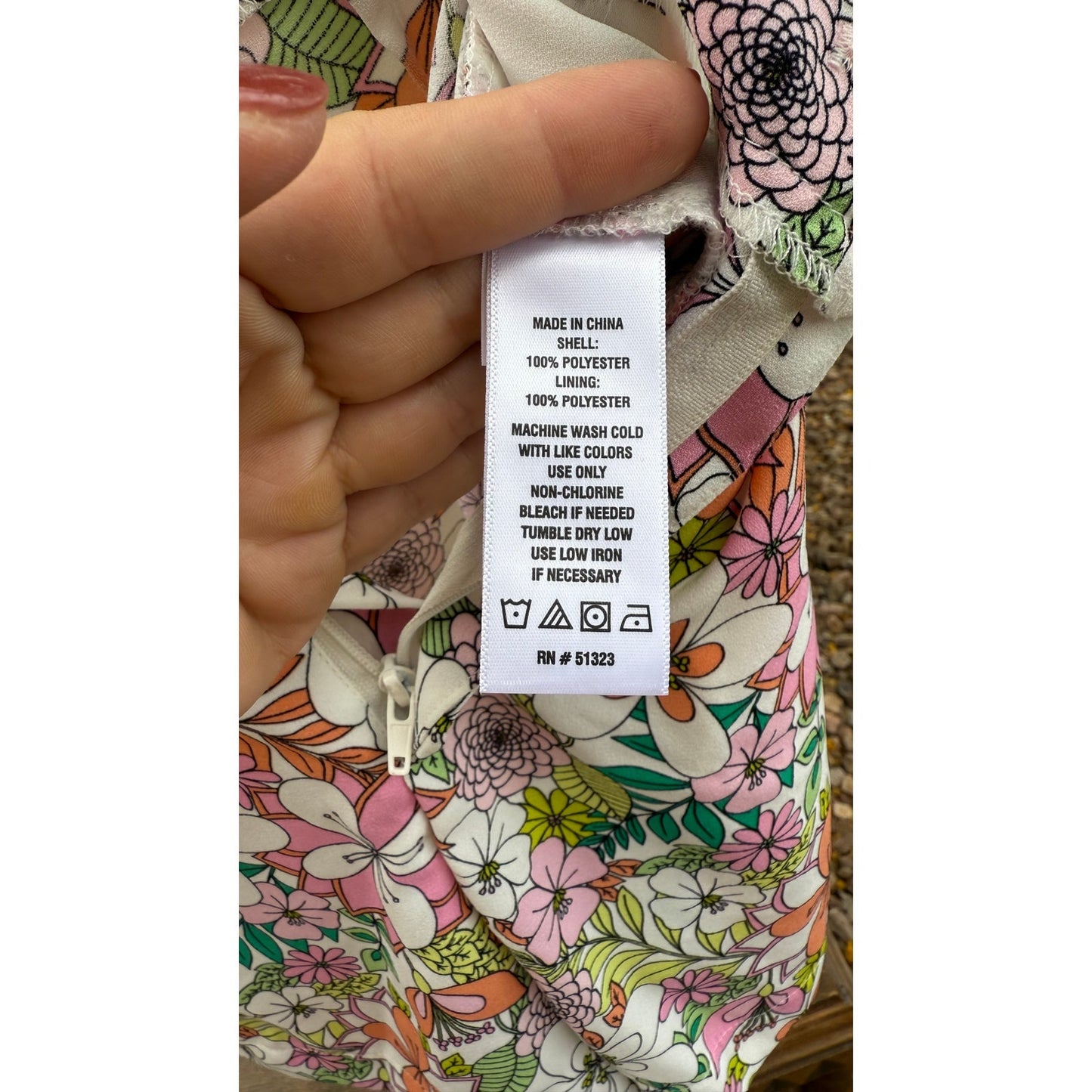 CeCE Size 6 Floral Print Flowy Shorts
