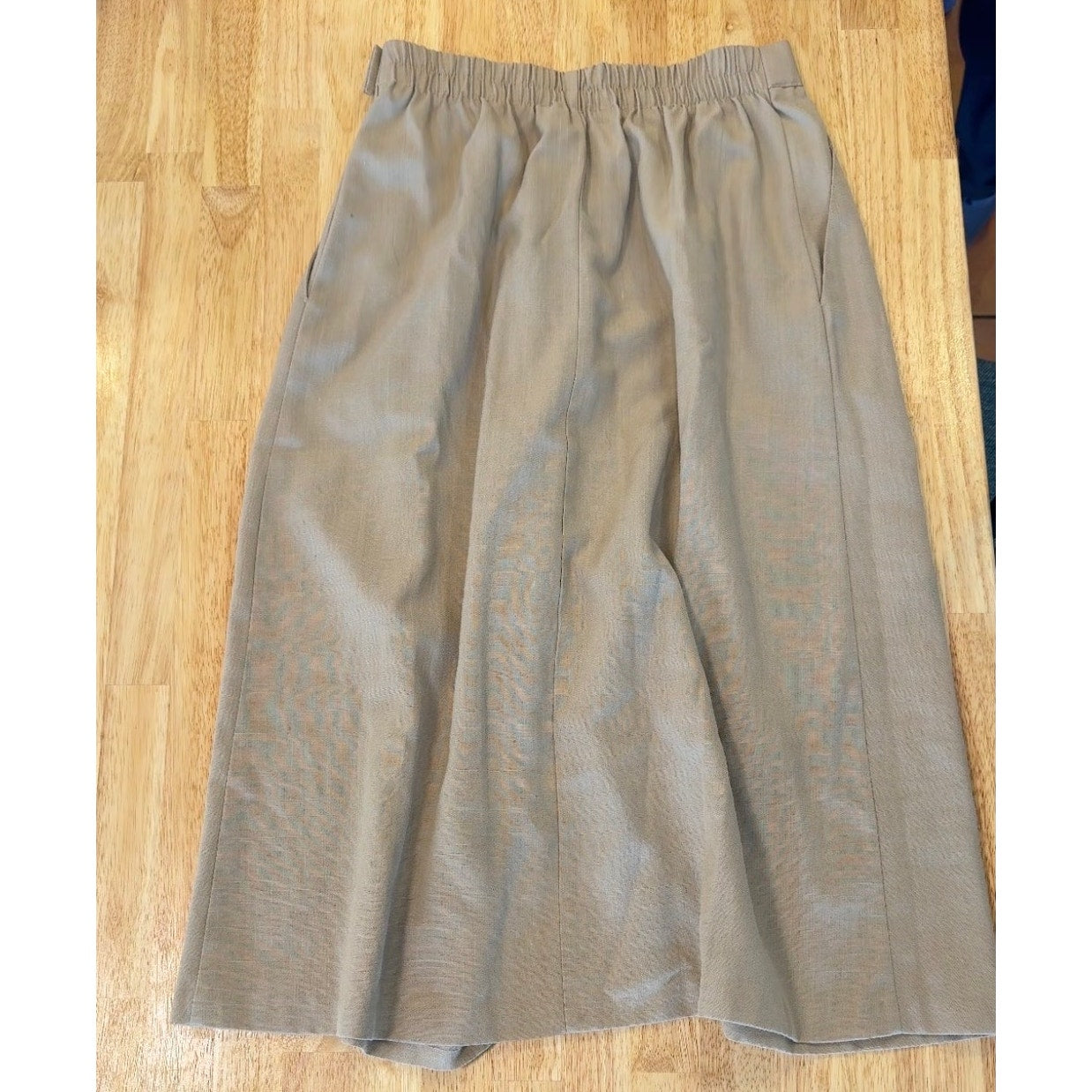 Requirements Vintage Tan Skirt sz 9/10